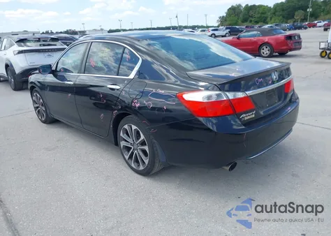 2015 Honda Accord Sport z USA, uszkodzony, nr VIN 1HGCR2F59FA209520